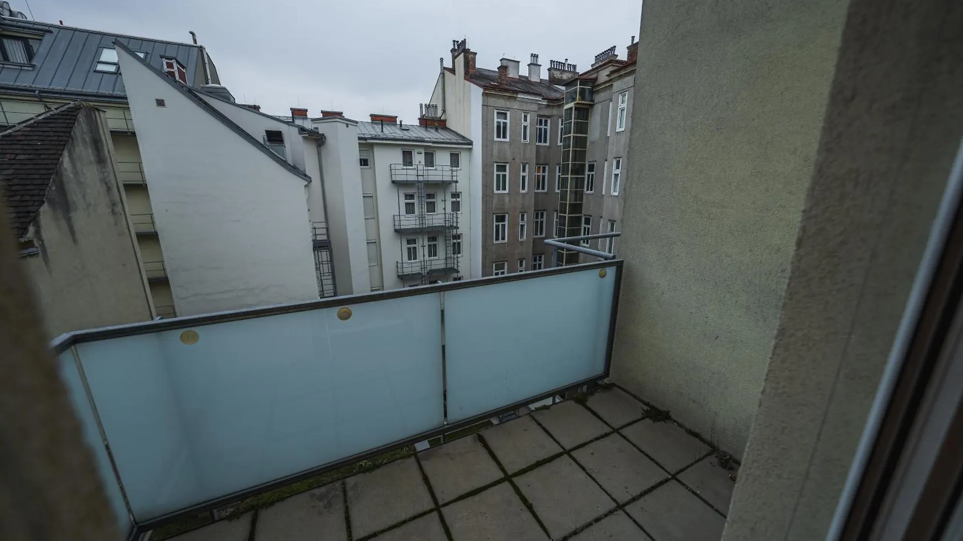 Eqbase Vienna City Apartments Stock 4